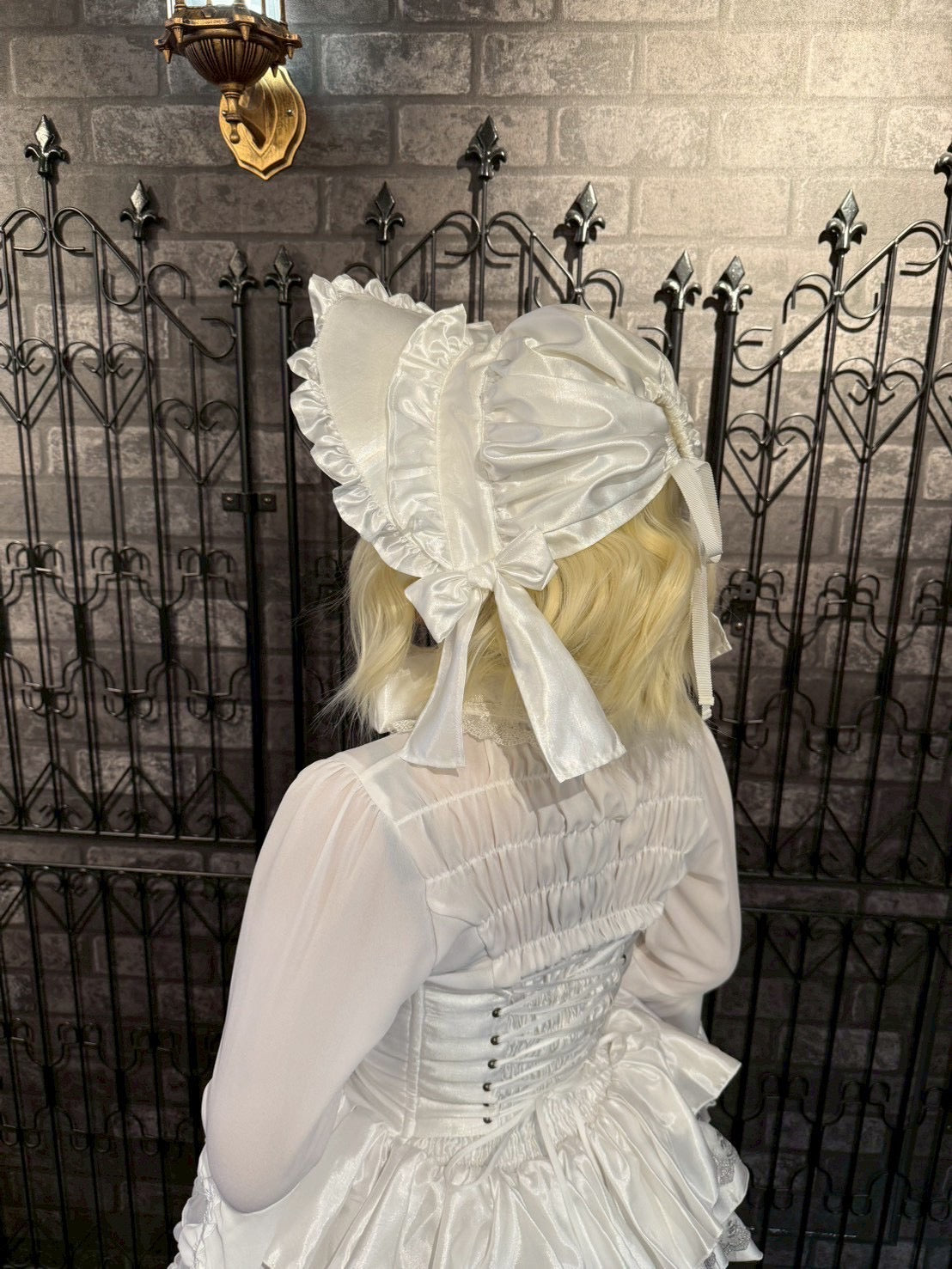 【HERHUM】ハーハム おりぼんちゃんフルボンネット(シャンタン ver.) ホワイト/ブラック×ホワイトレース/ブラック