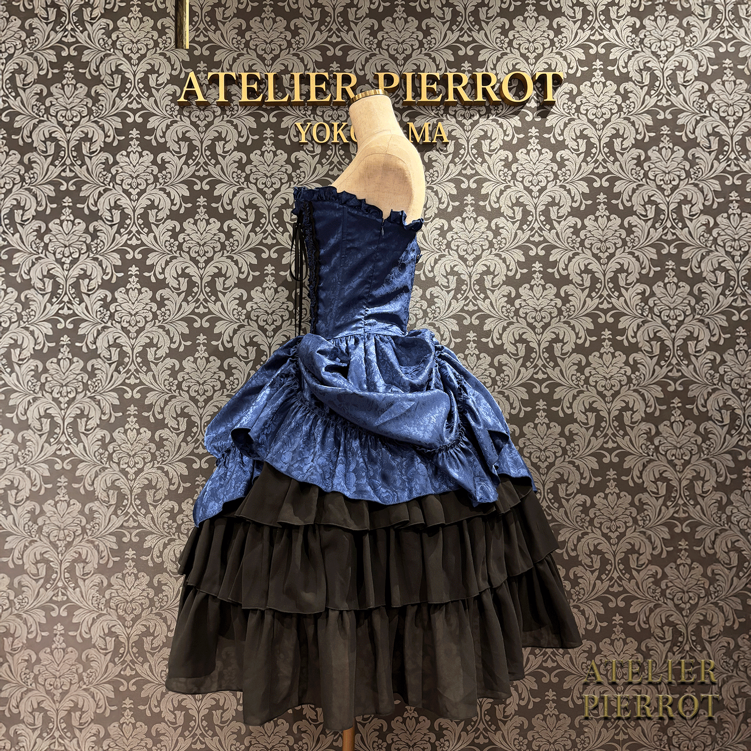 【ATELIER PIERROT】 Bustle Korsett Kleid Rose Jacquard