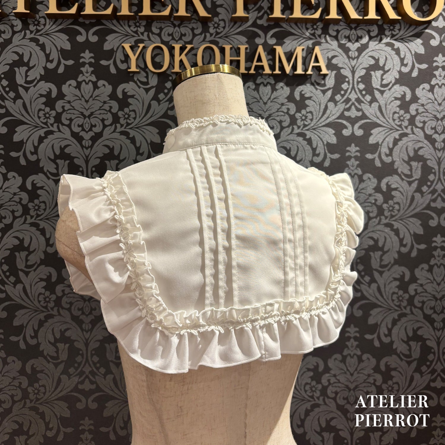 【ATELIER PIERROT】 Stehkragen/StehkragenWhite/Black