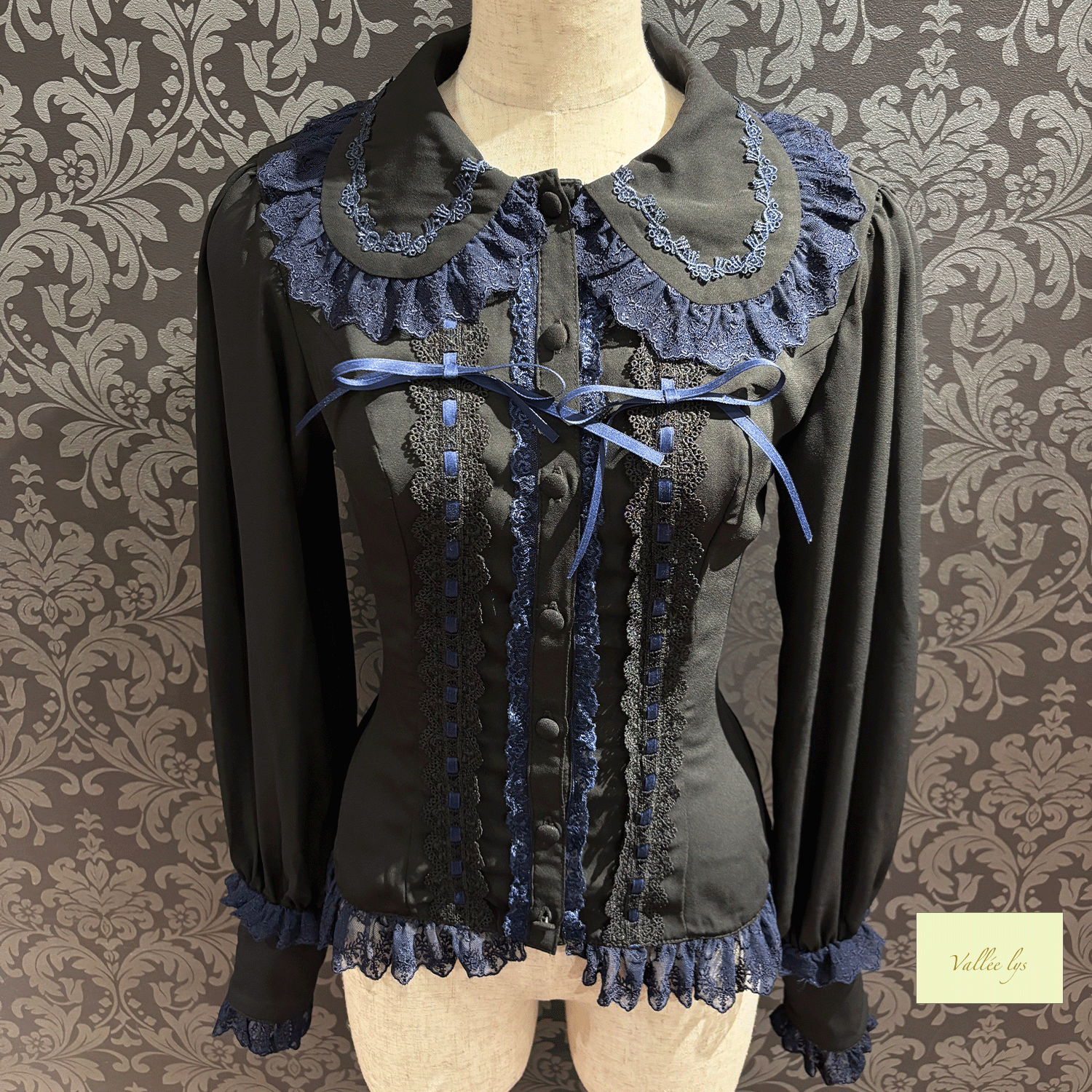 【Vallée lys】ヴァレリス Dreams Ladder Lace Long Sleeved Blouse ホワイト/ブラック×ホワイト/ブラック×ボルドー/ブラック×ネイビー/ブラック ★8月下旬発売★