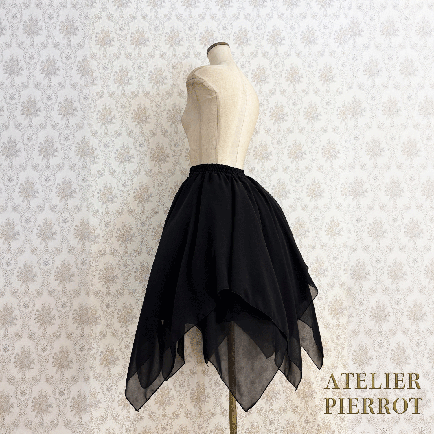 【ATELIER PIERROT】 불규칙한 치마, 검은 색
