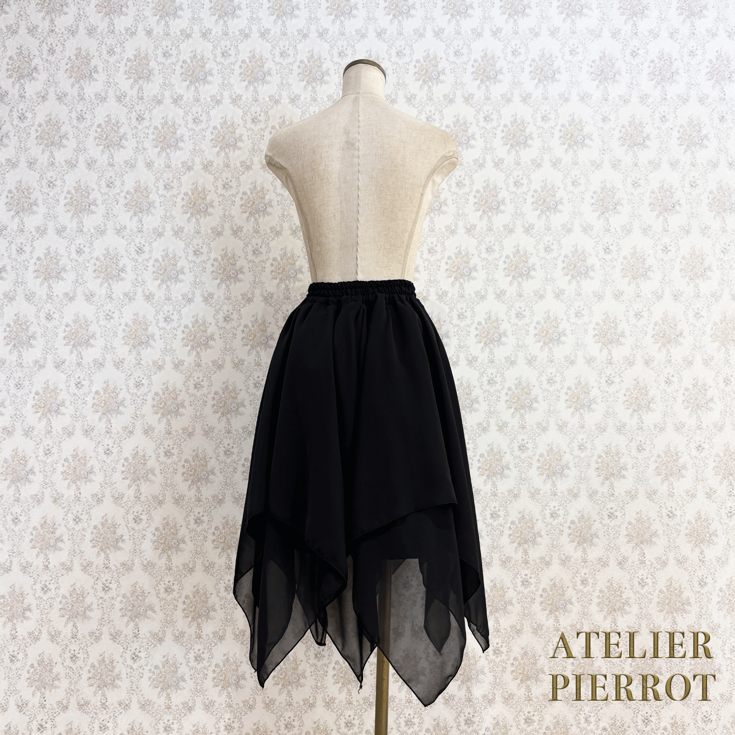 【ATELIER PIERROT】 불규칙한 치마, 검은 색