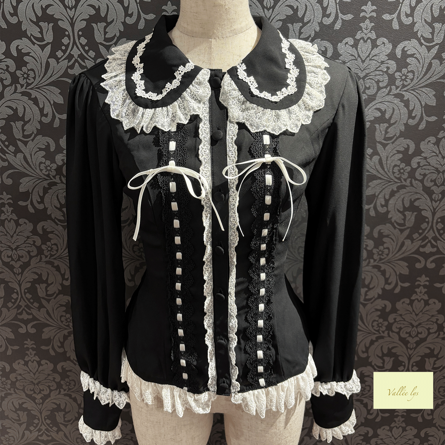 【Vallée lys】ヴァレリス Dreams Ladder Lace Long Sleeved Blouse ホワイト/ブラック×ホワイト/ブラック×ボルドー/ブラック×ネイビー/ブラック ★8月下旬発売★