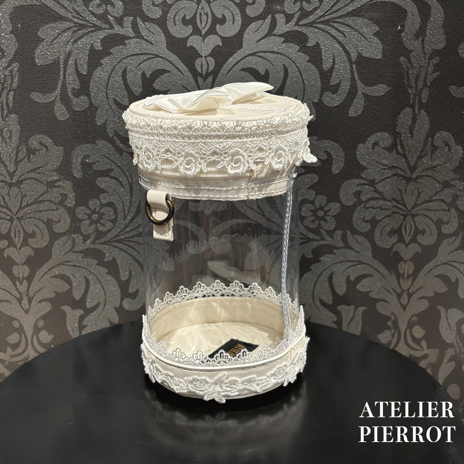 【ATELIER PIERROT】 “Throne” Doll Pouch ホワイト/ボルドー/ブラック ★11月中旬〜下旬発売★