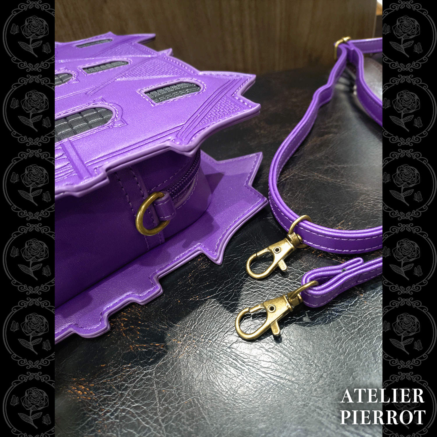 【ATELIER PIERROT】 Haunted House Pochette ホワイト/パープル/ブラック ★11月中旬〜下旬発売★