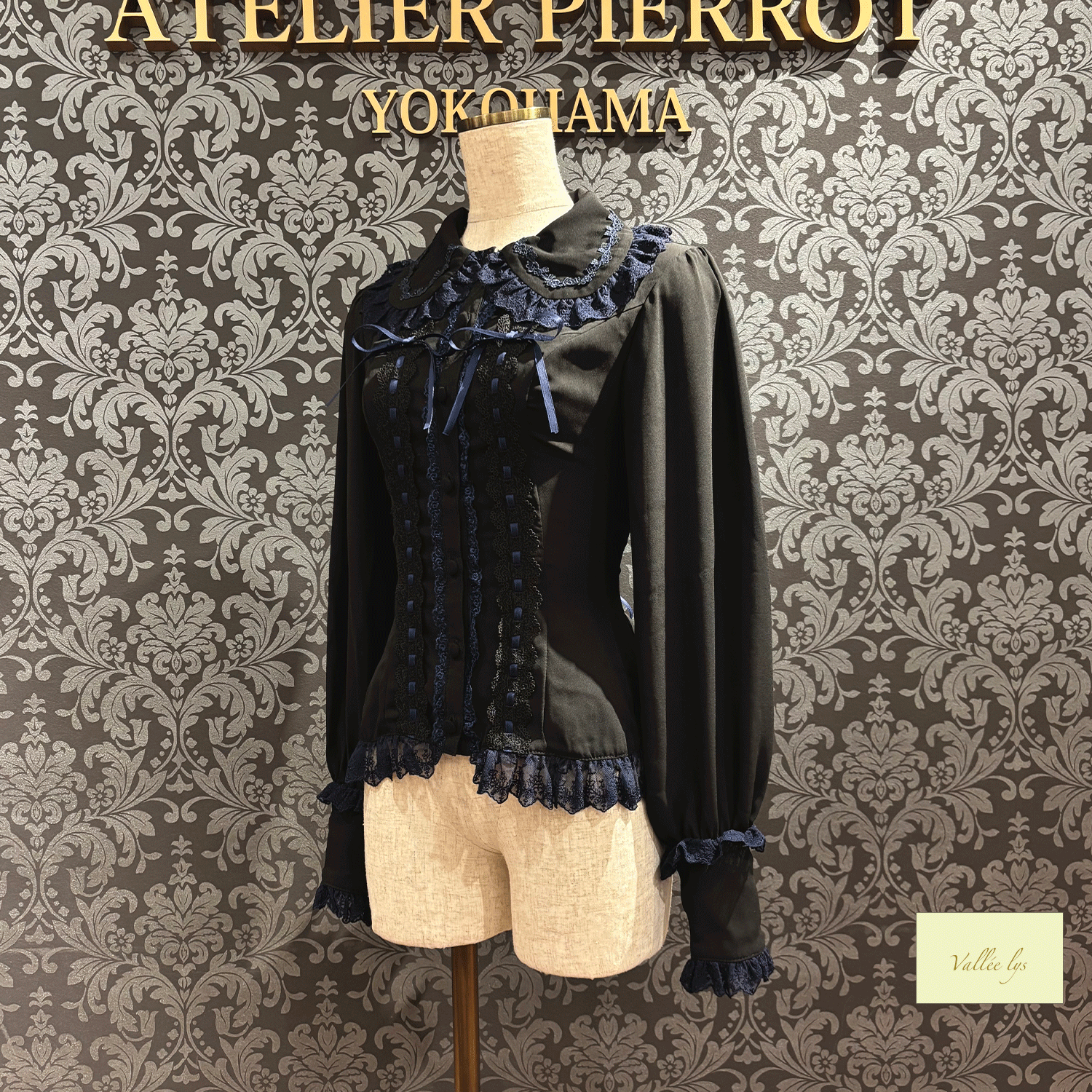 【Vallée lys】ヴァレリス Dreams Ladder Lace Long Sleeved Blouse ホワイト/ブラック×ホワイト/ブラック×ボルドー/ブラック×ネイビー/ブラック ★8月下旬発売★