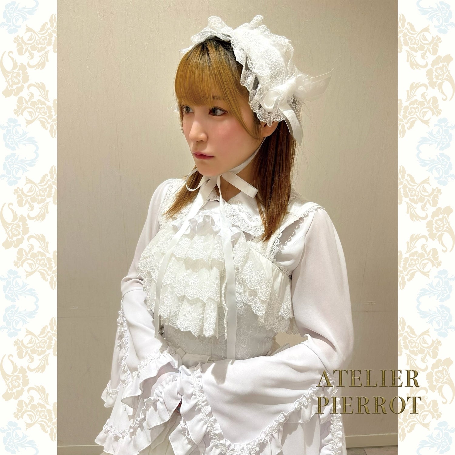 【ATELIER PIERROT工作室小丑Louise Jabot Blouse白/紫/黑