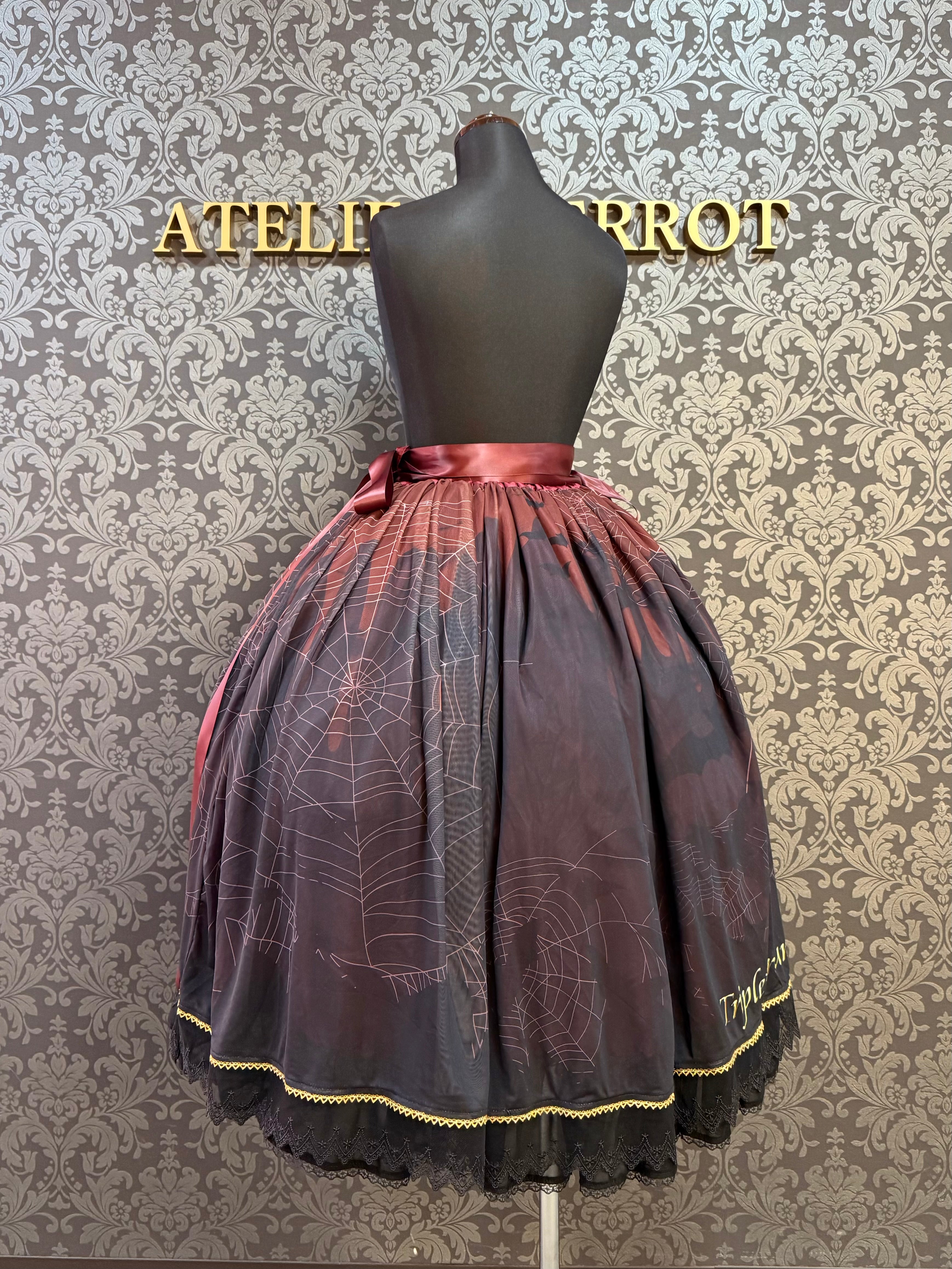 【Triple fortune】トリプルフォーチュン 蜘蛛の巣柄スカート(レッド)