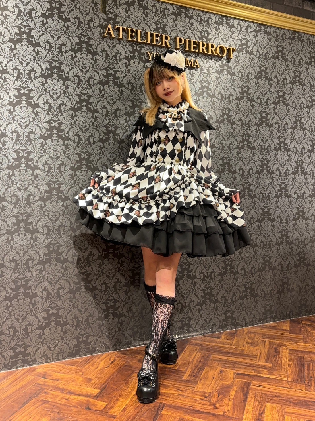 【ATELIER PIERROT】 Batwing Waltz Dress White x Black/Bordeaux/Navy/Black