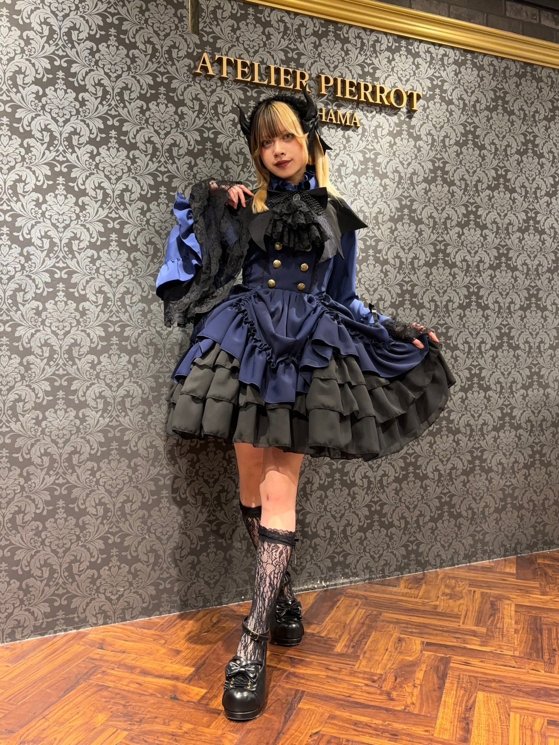 【ATELIER PIERROT】 Batwing Waltz Dress White x Black/Bordeaux/Navy/Black