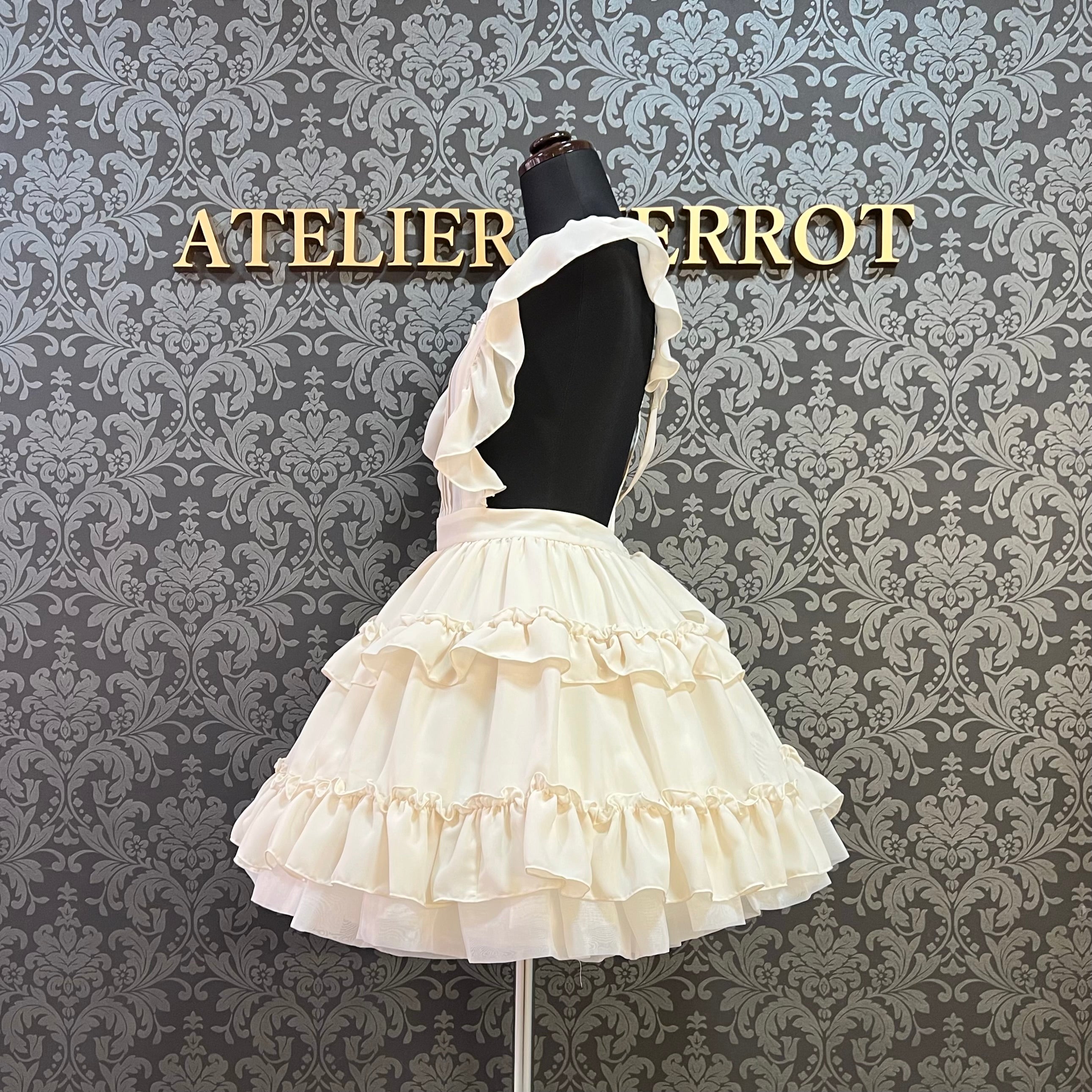 【Pina sweet collection】ピナスイートコレクション ティアードフリルエプロン 梨地ホワイト/ブロードホワイト/梨地アイボリー×白レース/ブロードアイボリー