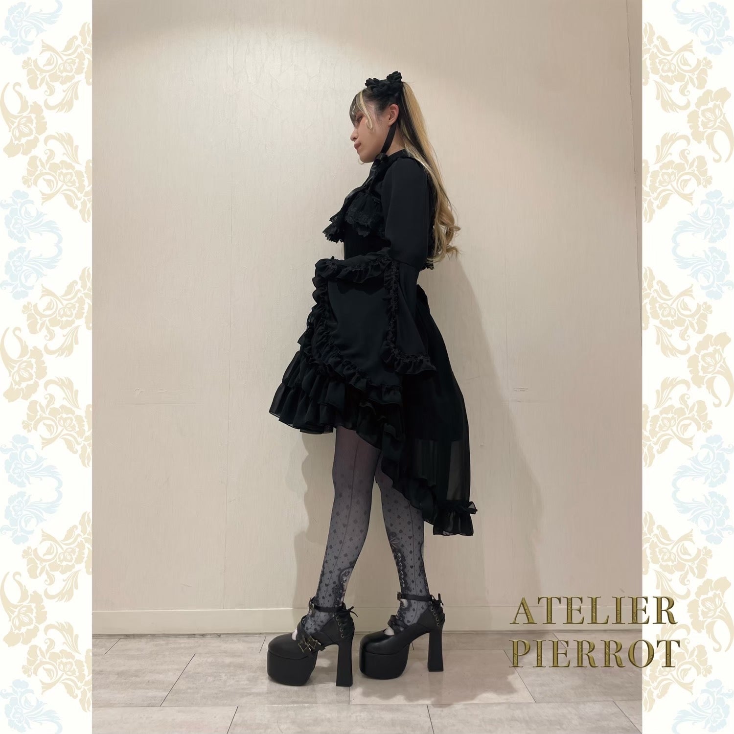 【ATELIER PIERROT工作室小丑Louise Jabot Blouse白/紫/黑