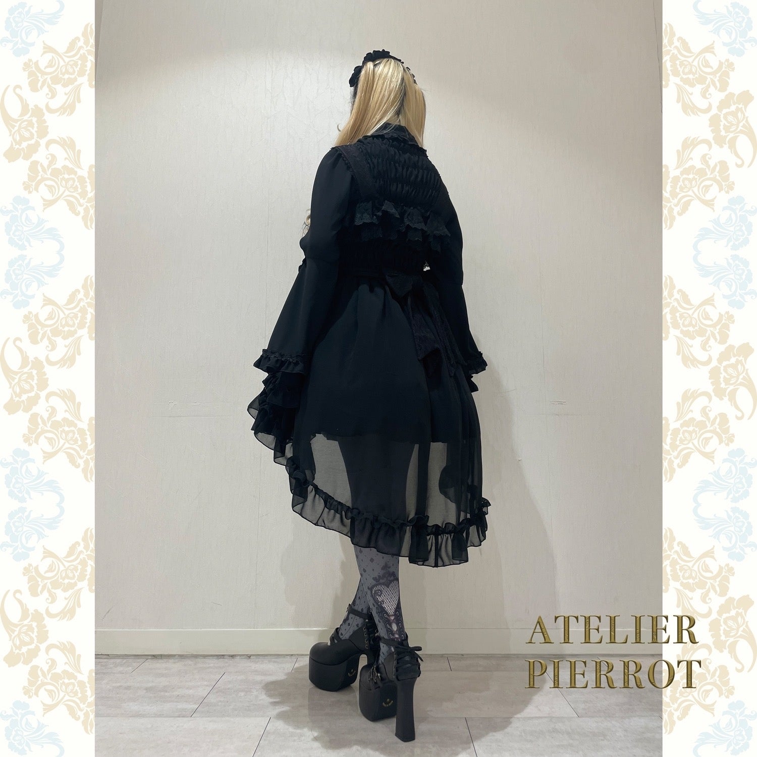 【ATELIER PIERROT工作室小丑Louise Jabot Blouse白/紫/黑