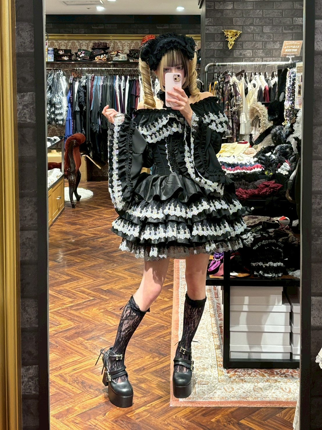 【ATELIER PIERROT】 Eternal Nocturne Blouse ホワイト/ブラック