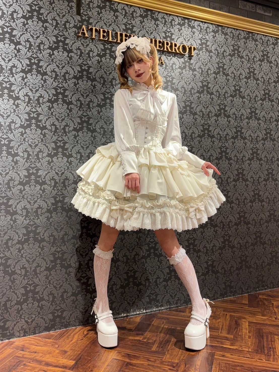 【ATELIER PIERROT】 Classical Duchess Ribbon Blouse ホワイト/ボルドー/ネイビー/ブラック