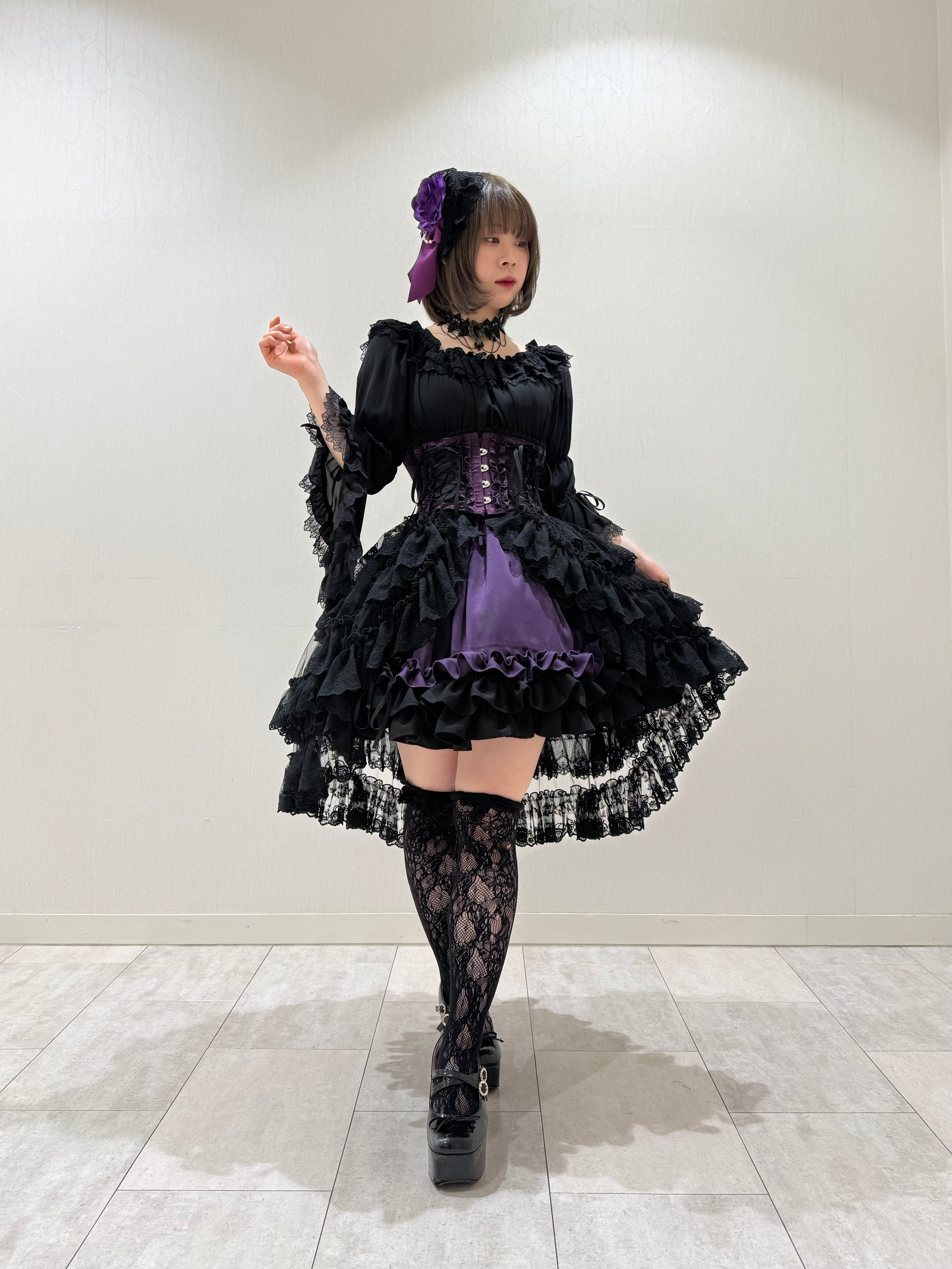 【Vallée lys】ヴァレリス ★ご予約受付中★ Mirage Veil Overskirt ホワイト/ブラック