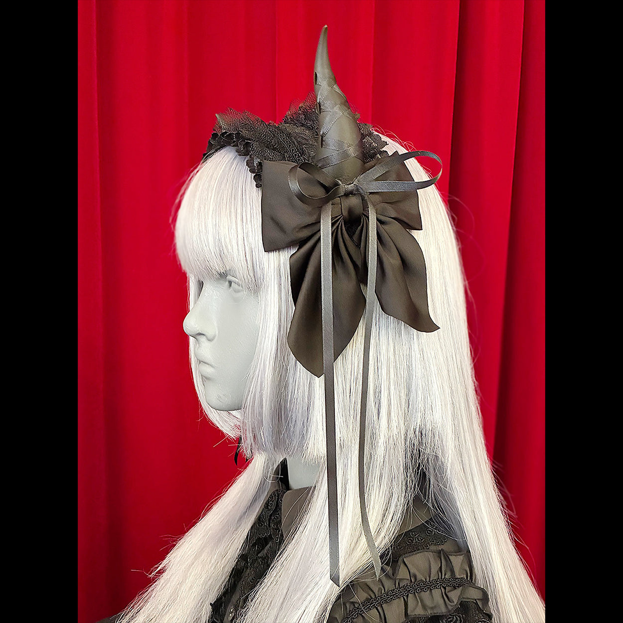 【Estrellas】エストレージャス レースアップホーンヘッドドレス 黒×黒