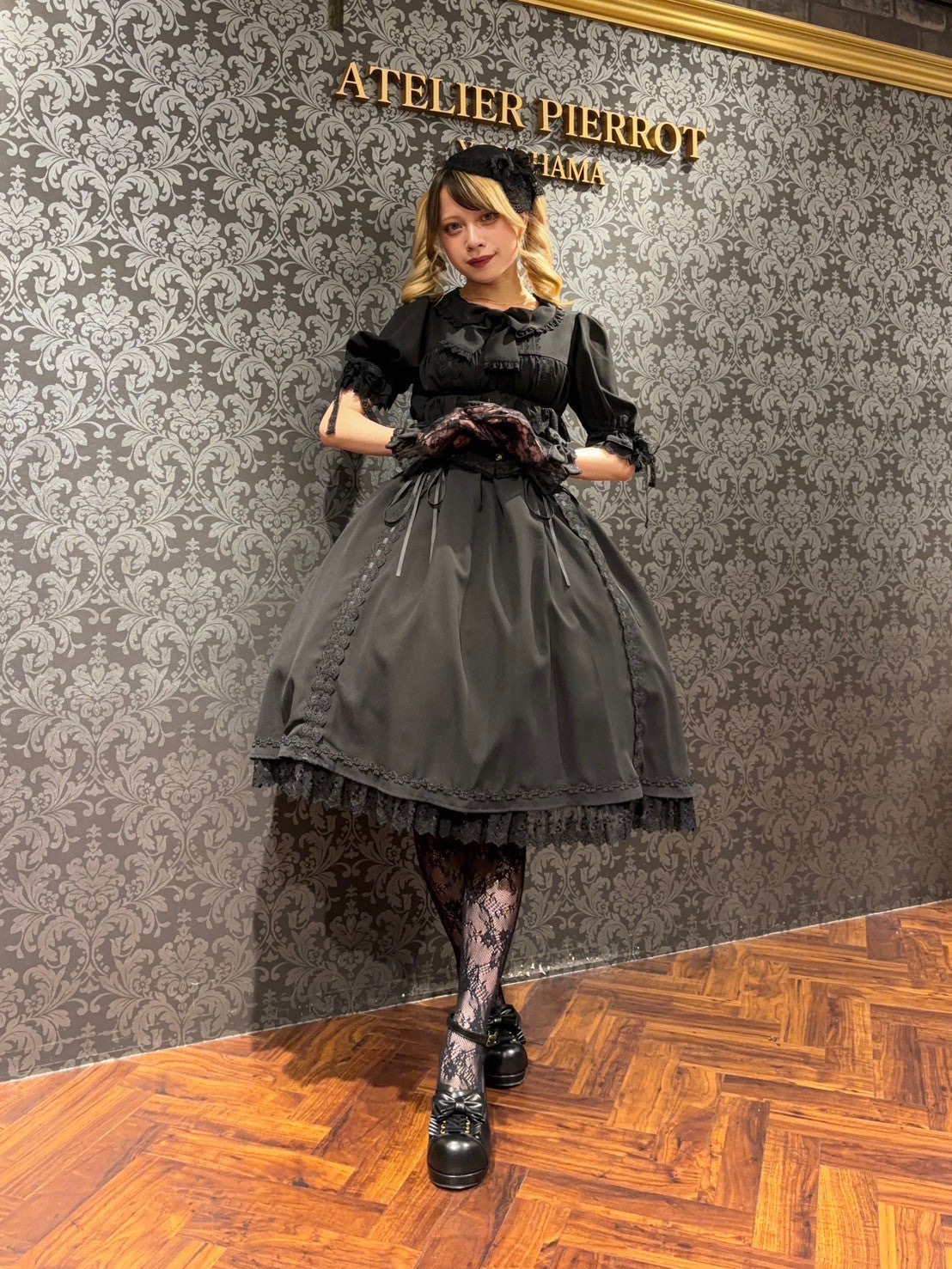 【ATELIER PIERROTAmabile Puff Sleeve Dress白×白/波尔多×黑/海蓝色×黑/黑×白/黑×黑
