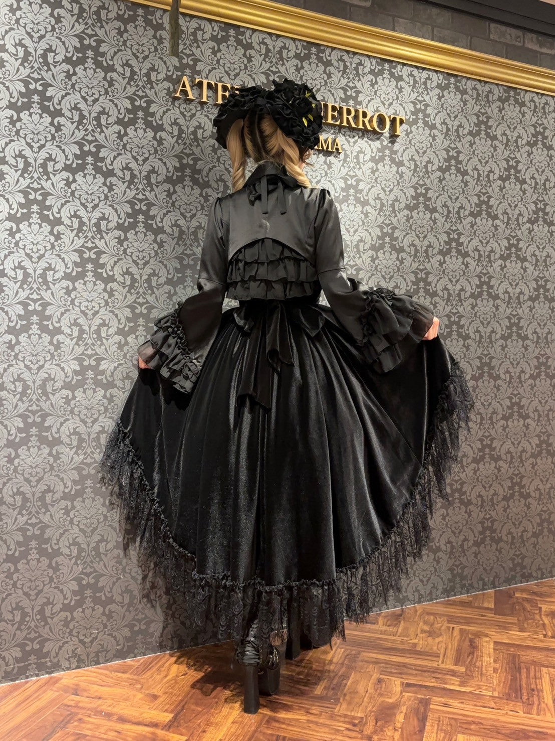 【ATELIER PIERROT】 Adenophora Jumper Skirt ボルドー/ネイビー/ブラック