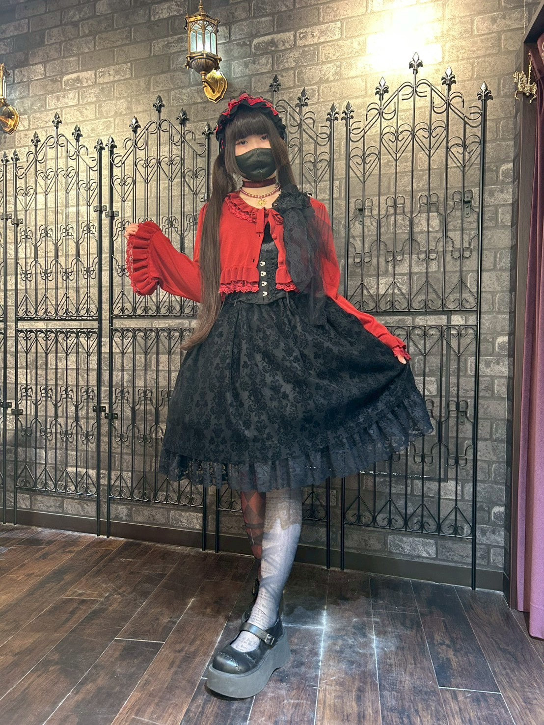 【ATELIER PIERROT】 Rose Waltz Cardigan アイボリー/ワイン/ブラック