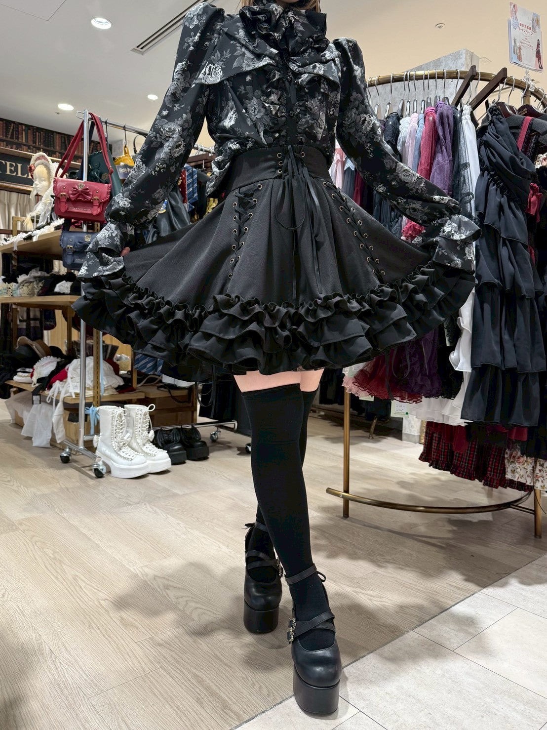 【ATELIER PIERROT】 Adenophora Lace-Up Skirt ホワイト/新色ボルドー/パープル×ブラック/新色ネイビー/ブラック×ホワイト/ブラック★ダブルポイントフェア対象商品6月14日(日)まで★