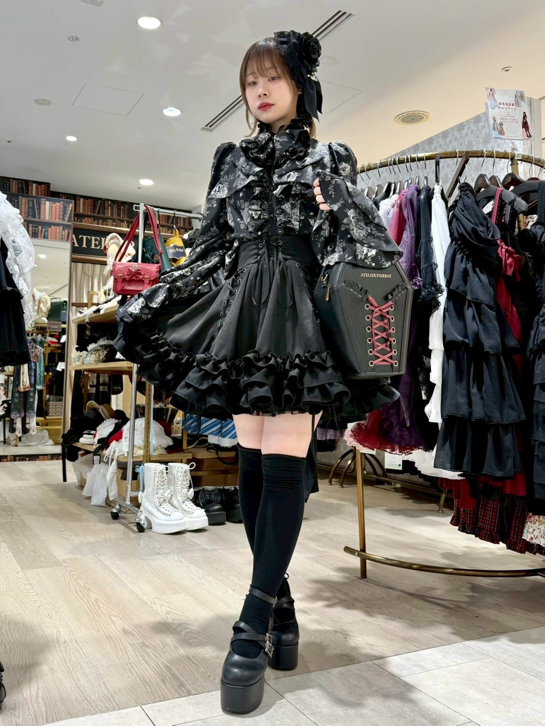 【ATELIER PIERROT】 Adenophora Lace-Up Skirt ホワイト/新色ボルドー/パープル×ブラック/新色ネイビー/ブラック×ホワイト/ブラック★ダブルポイントフェア対象商品6月14日(日)まで★