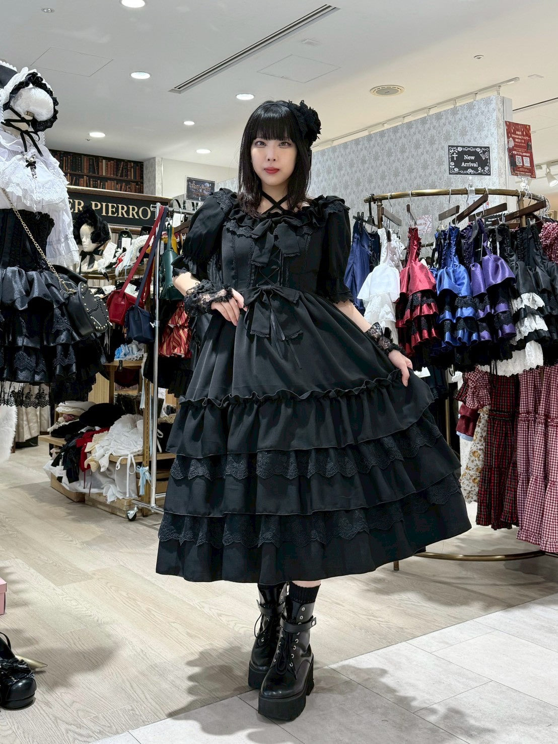 【ATELIER PIERROT】 Aveline Mimore Dress ホワイト/ラベンダー/ネイビー/ブラック★ダブルポイントフェア対象商品6月14日(日)まで★