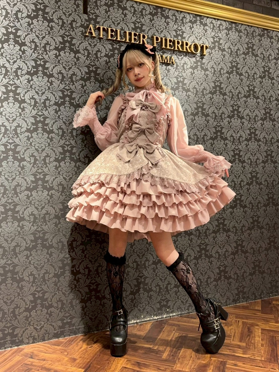 【ATELIER PIERROT】 "Royal Frill Ribbon Jumper Skirt"White/Pink/Bordeaux/Black