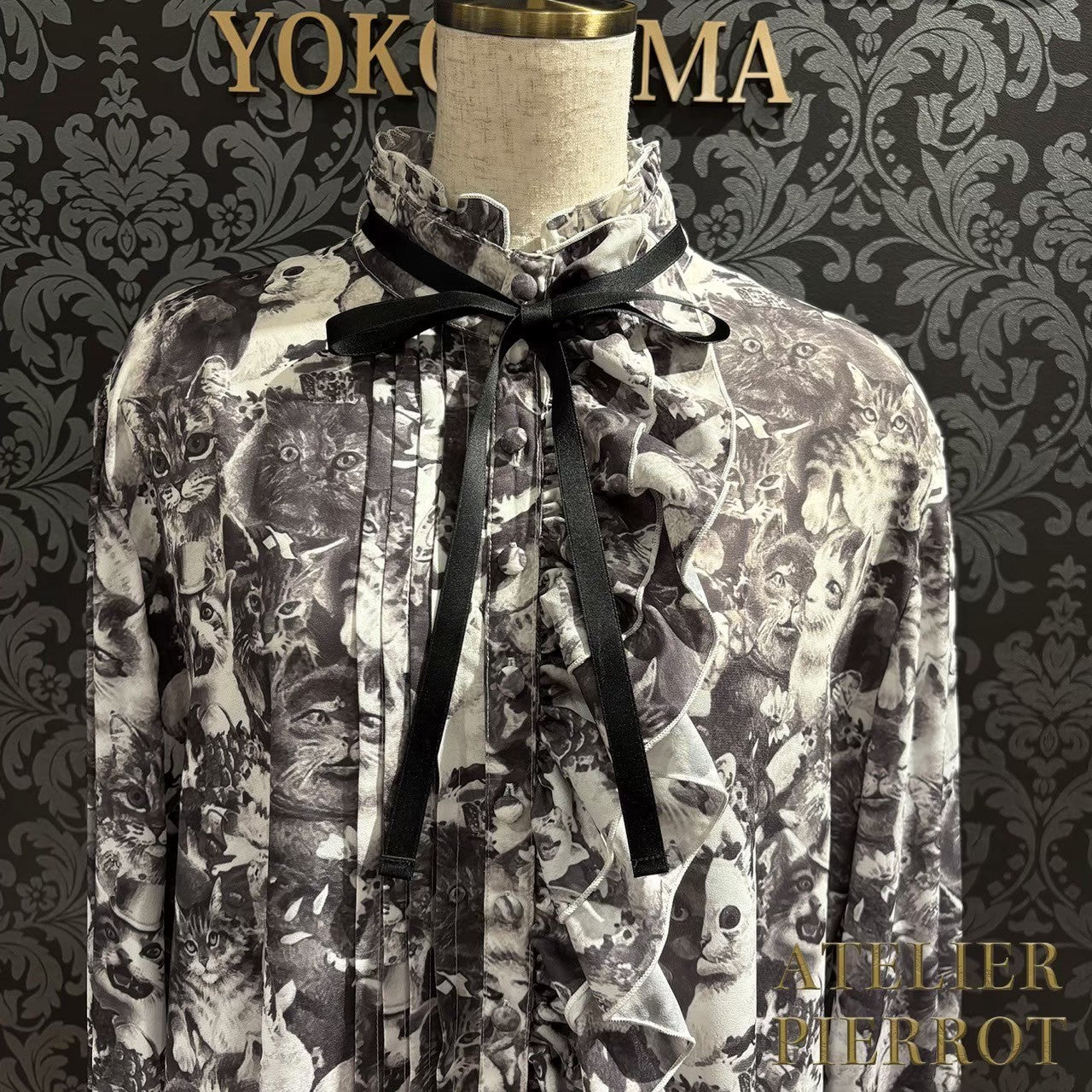 【ATELIER PIERROT】 Modern Flounce Long Blouse Off White/WILD CATS/Black