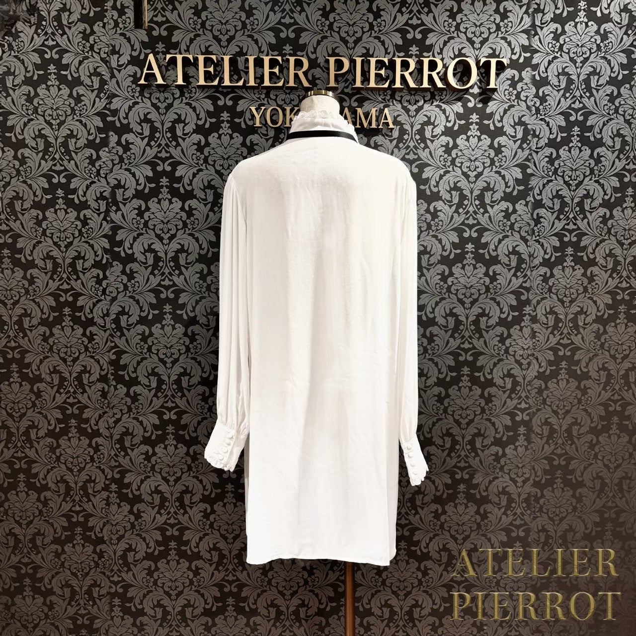 【ATELIER PIERROT】 Modern Flounce Long Blouse Off White/WILD CATS/Black