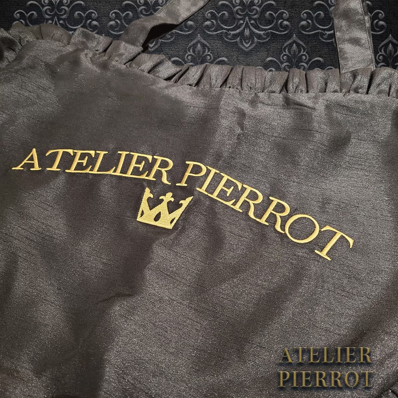 【ATELIER PIERROT】Heart Frill Tote Bag (shantung fabric) Black