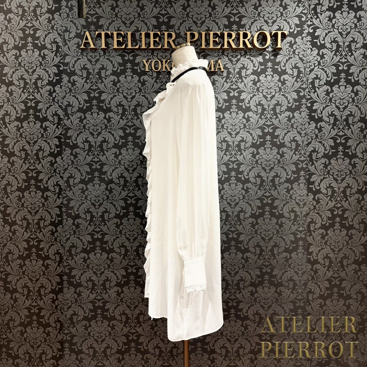 【ATELIER PIERROT】 Modern Flounce Long Blouse Off White/WILD CATS/Black