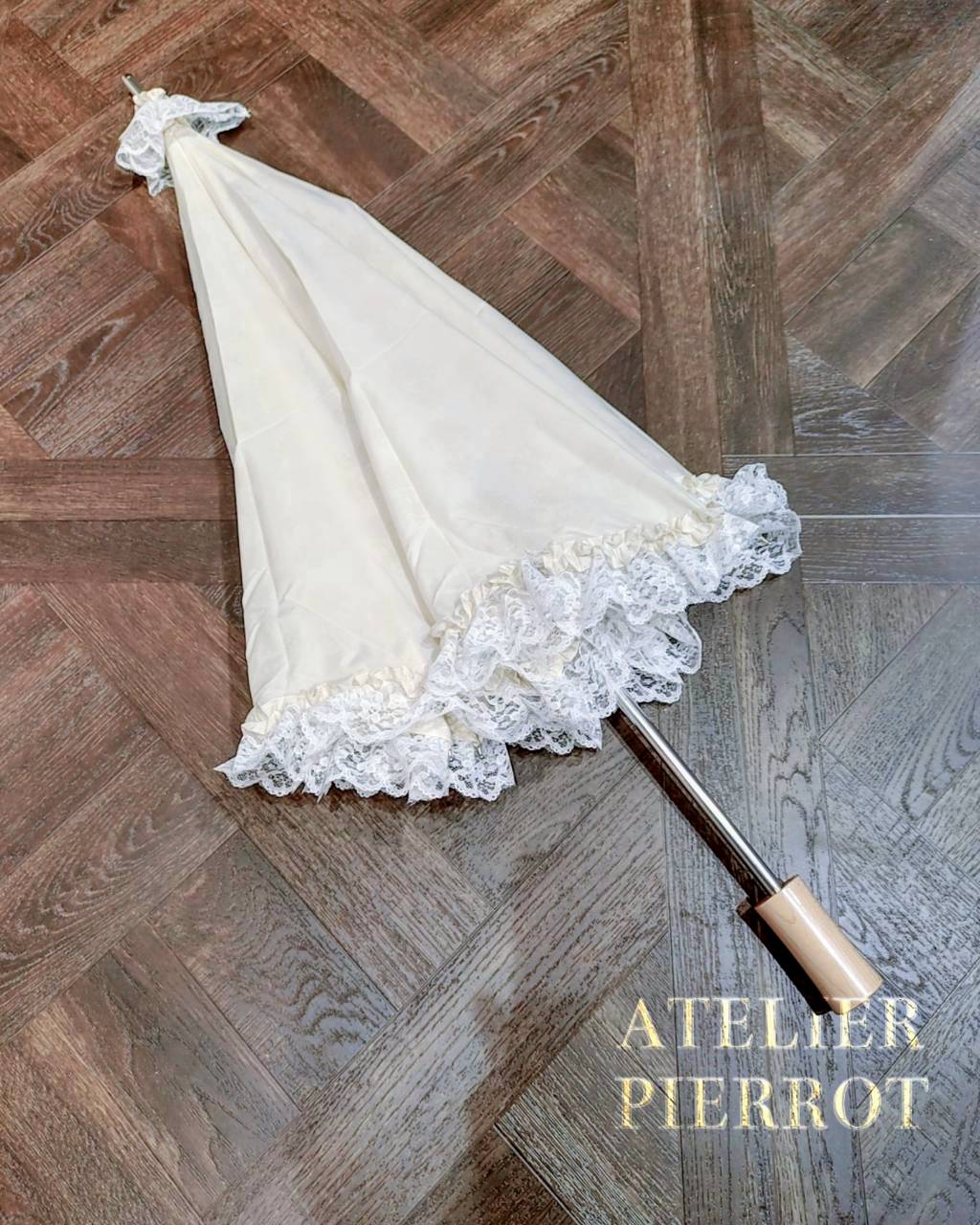【ATELIER PIERROT】 Blooming Mini Bouquet Umbrella White/Black