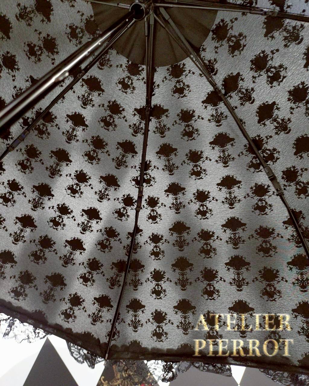 【ATELIER PIERROT】 Blooming Mini Bouquet Umbrella White/Black