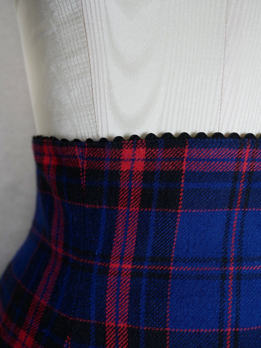 【Victorian maiden】ヴィクトリアンメイデン クラウンタータンスカート アイボリー×モスグリーン/ネイビー×チェリー ★受注期間12月22日まで★