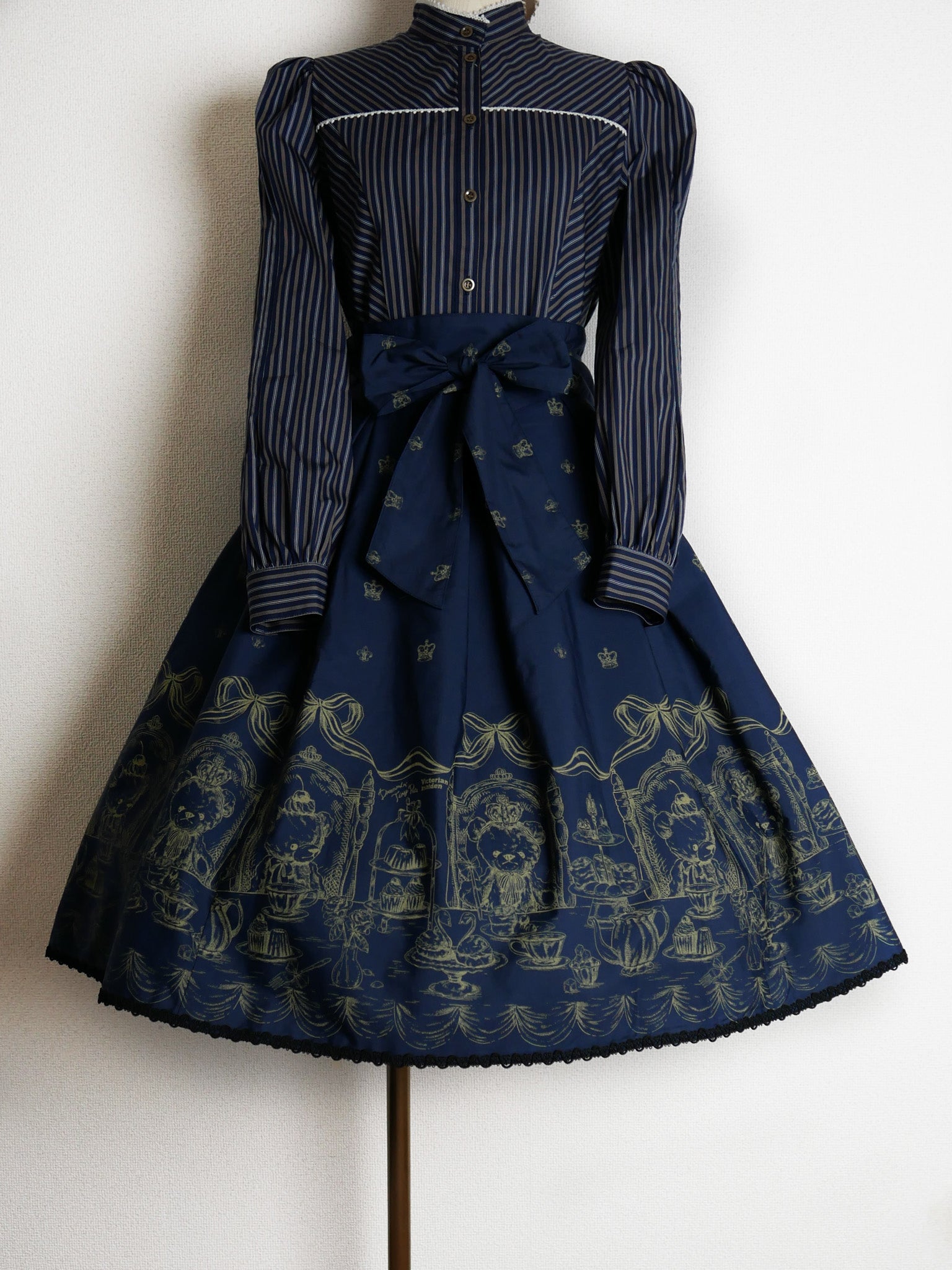 【Victorian maiden】ヴィクトリアンメイデン ロイヤルベアミリィクロップドスカート クリーム/ボルドー/ダークネイビー ★受注期間受注期間 12月15日(月)まで★