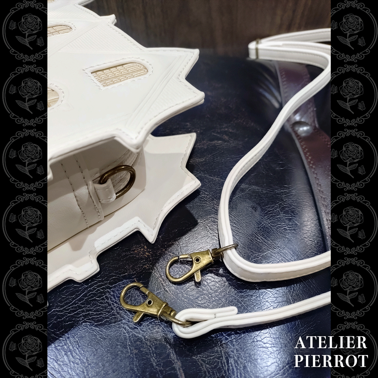 【ATELIER PIERROT】 Haunted House Pochette ホワイト/パープル/ブラック ★11月中旬〜下旬発売★