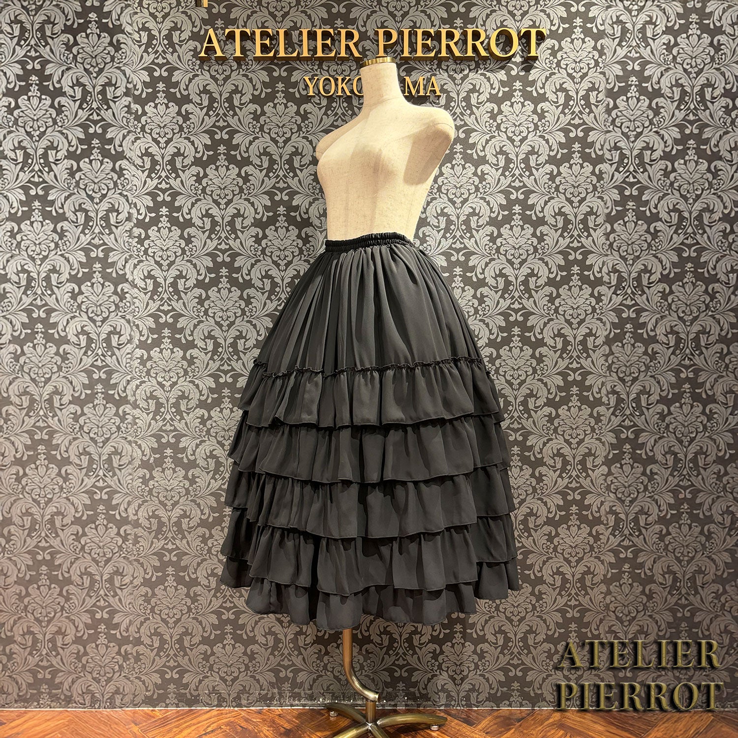 【ATELIER PIERROT】 Midnight Cascade Long Skirt White/Bordeaux/Black