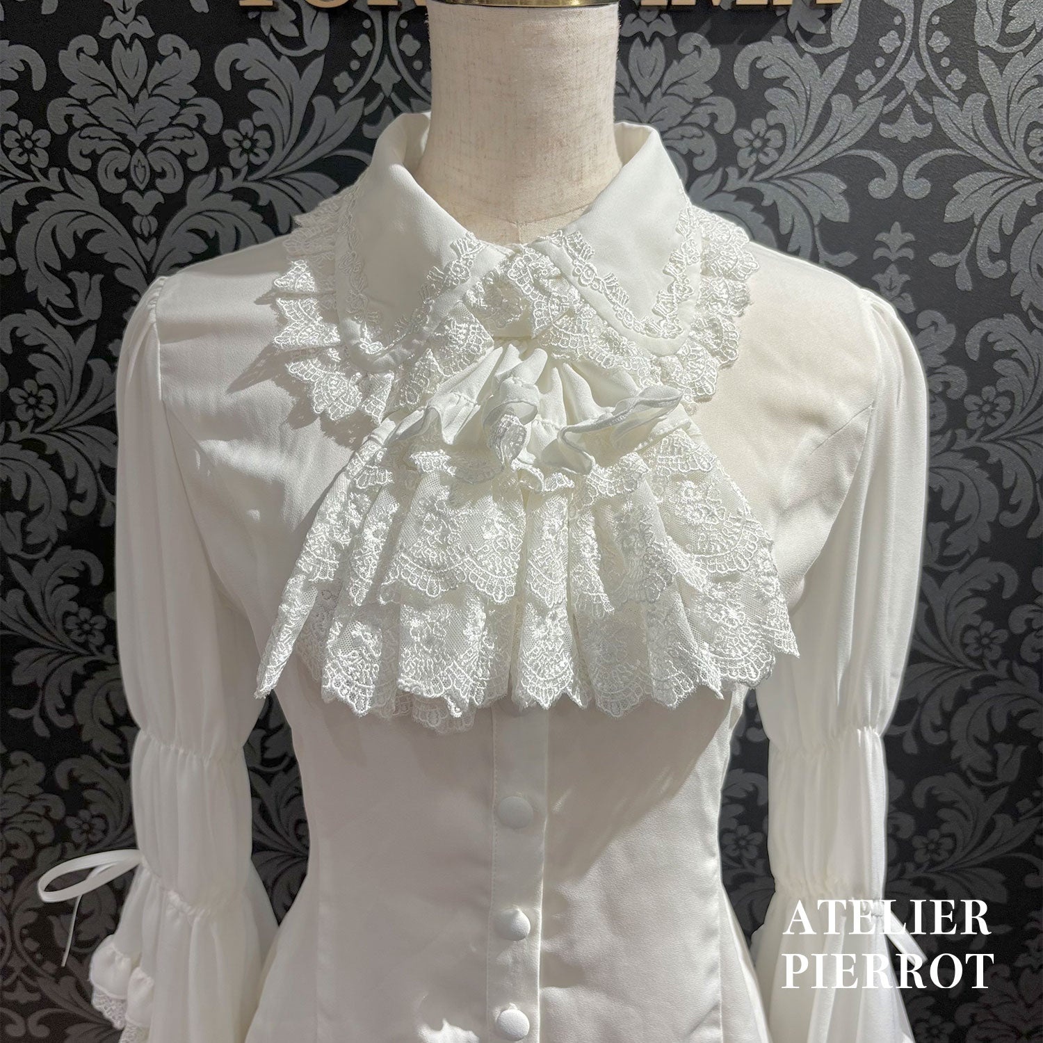 【ATELIER PIERROT】 Louise Jabot Half Sleeve Blouse White/Black