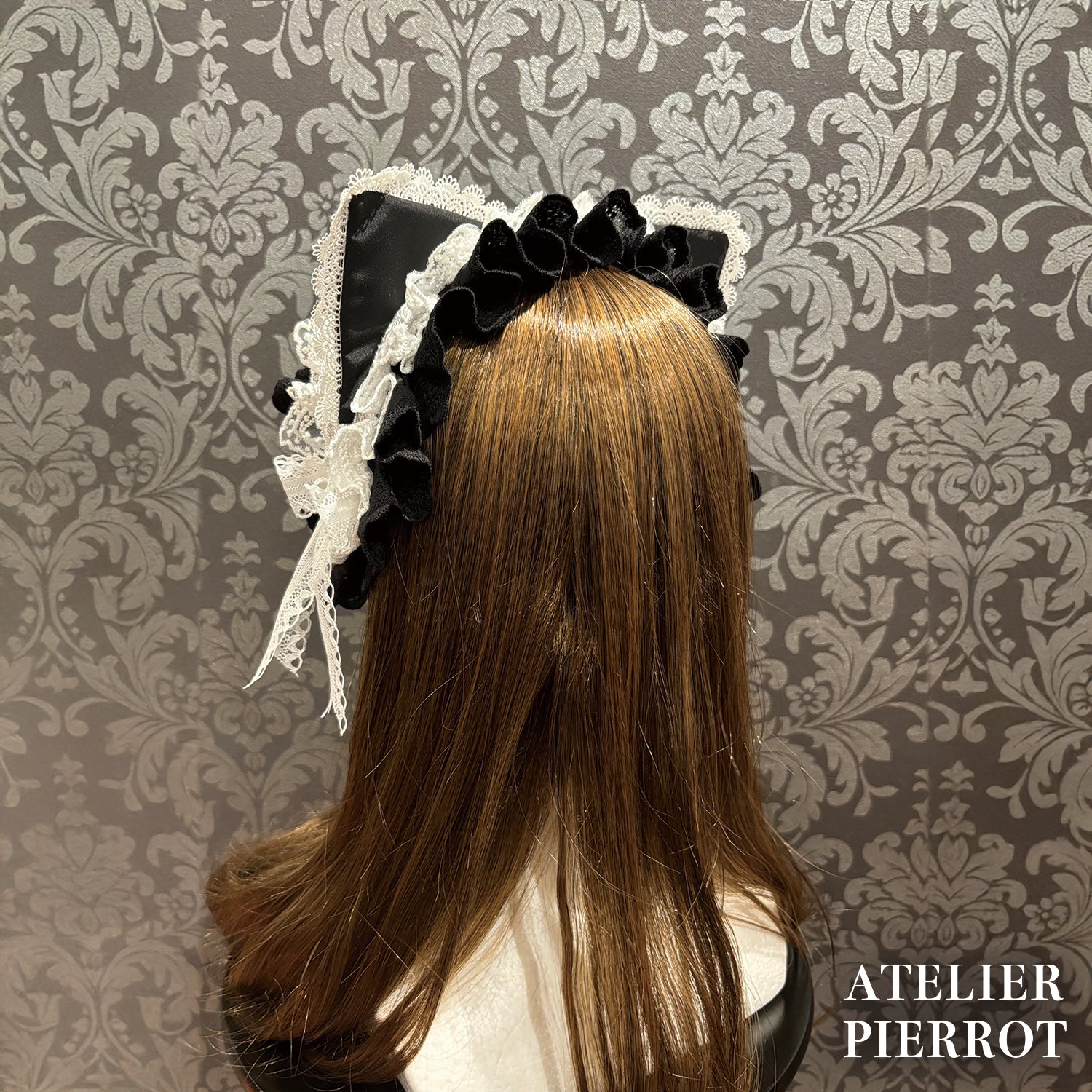 【ATELIER PIERROT】 Mimi de Chat Lace Headdress ホワイト/ブラック×ホワイト/ブラック