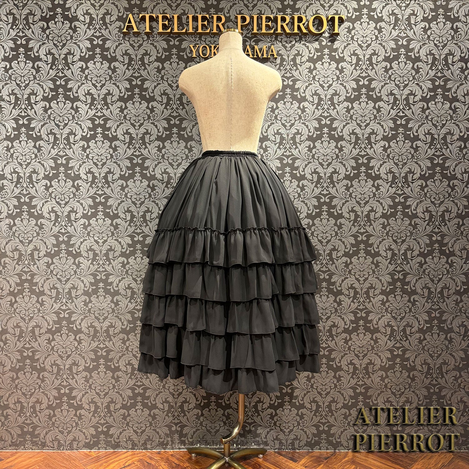 【ATELIER PIERROT】 Midnight Cascade Long Skirt White/Bordeaux/Black