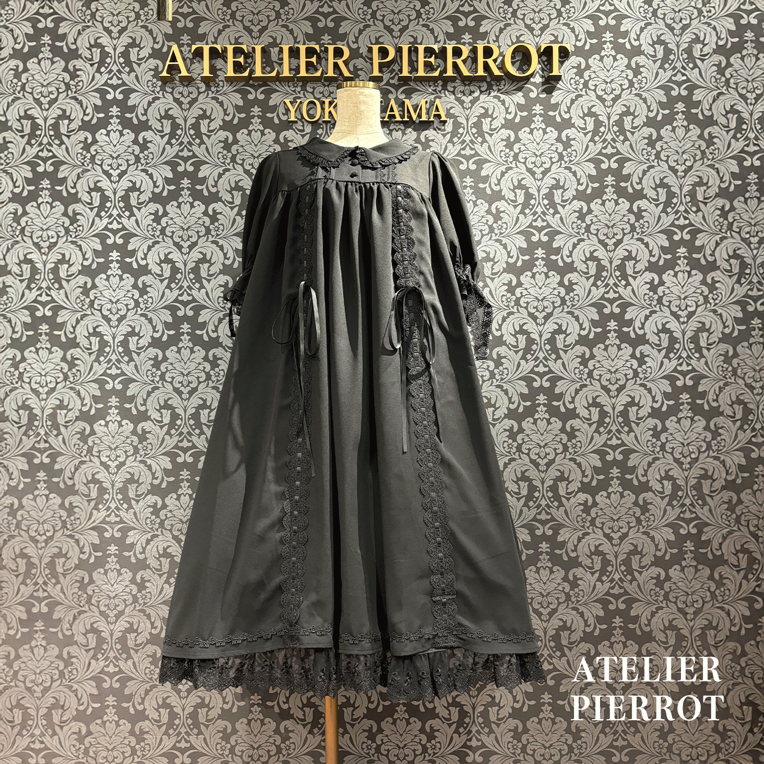 【ATELIER PIERROT】 Robe à manches bouffantes amabile blanc x blanc / bordeaux x noir / marine x noir / noir / noir / noir / noir / noir