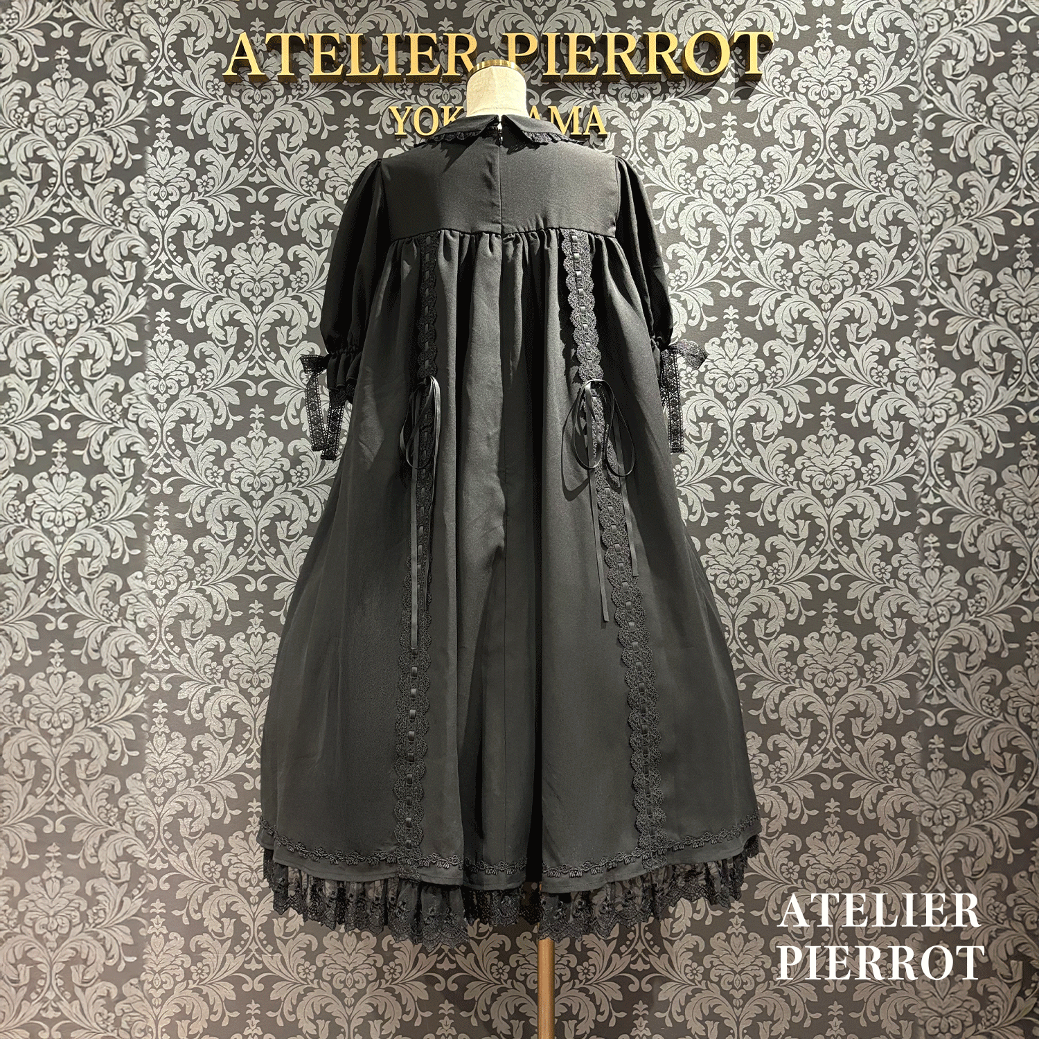 【ATELIER PIERROT】 Robe à manches bouffantes amabile blanc x blanc / bordeaux x noir / marine x noir / noir / noir / noir / noir / noir