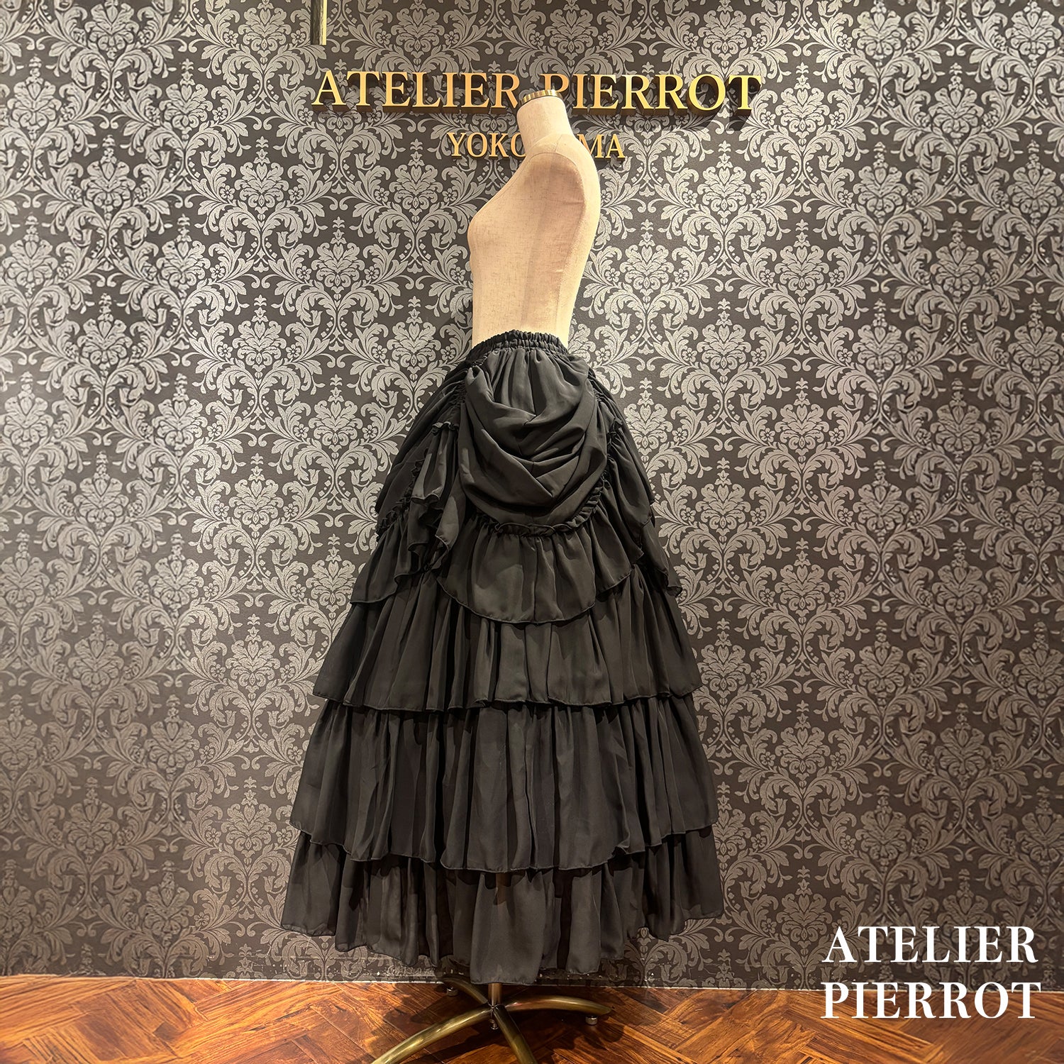 【ATELIER PIERROT】玫瑰裙长白色/波尔多/紫色/黑色