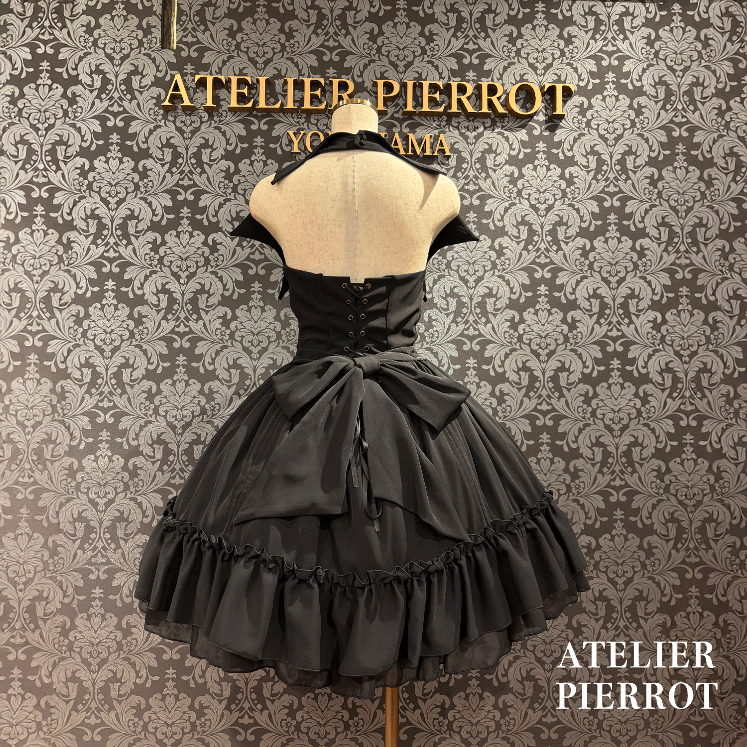 【ATELIER PIERROTBatwing Waltz Dress白色×黑色/波尔多/海蓝色/黑色