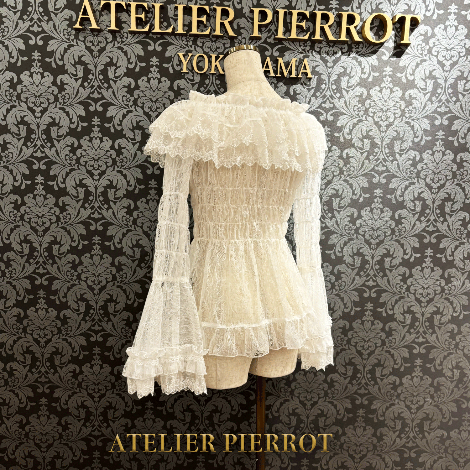 【ATELIER PIERROT】 Shirring princess sleeve blouse-Lace- White/Ivory/Bordeaux/Navy/ Black