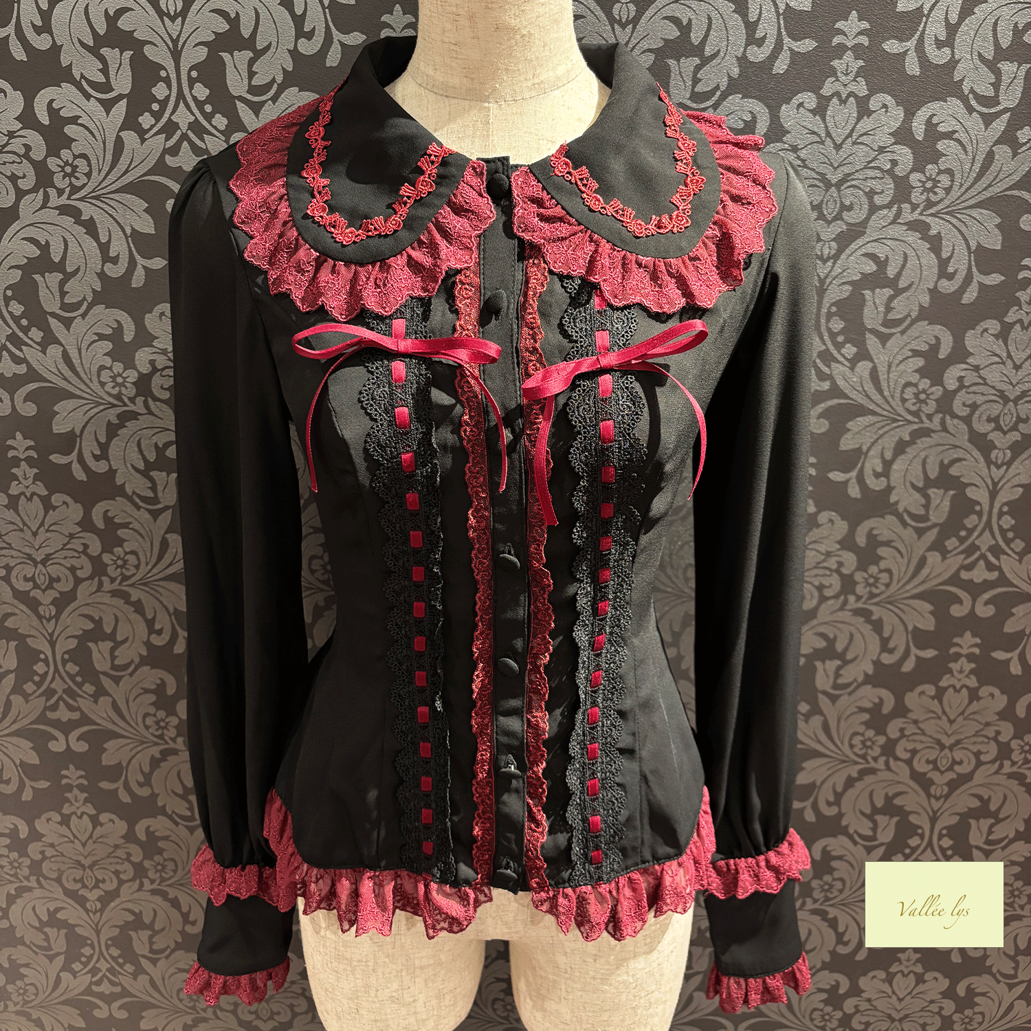 【Vallée lys】ヴァレリス Dreams Ladder Lace Long Sleeved Blouse ホワイト/ブラック×ホワイト/ブラック×ボルドー/ブラック×ネイビー/ブラック ★8月下旬発売★
