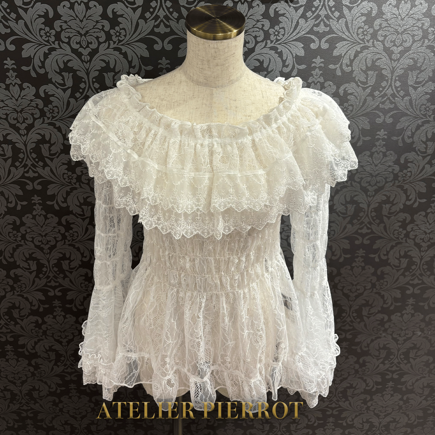【ATELIER PIERROT】 Shirring princess sleeve blouse-Lace- White/Ivory/Bordeaux/Navy/ Black
