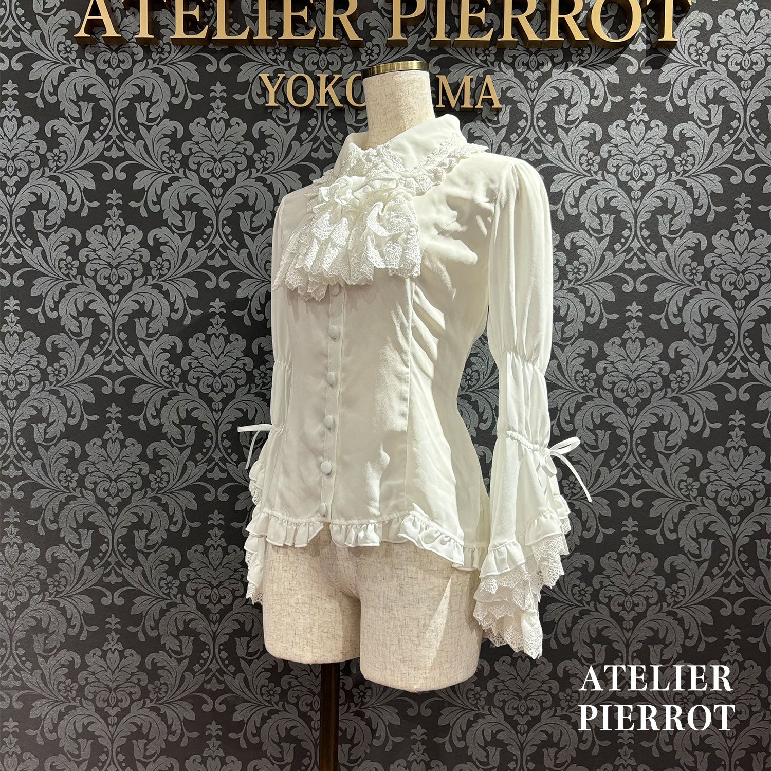 【ATELIER PIERROT】 Louise Jabot Half Sleeve Blouse White/Black