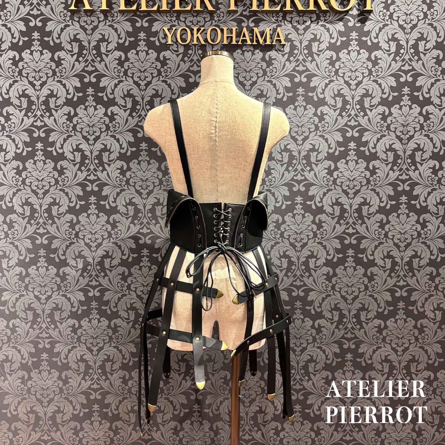 【ATELIER PIERROT】 ★ご予約受付中★Sealed Cage Corset Harness ホワイト/ブラック